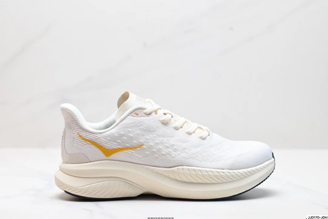 HOKA This brand comes from the Maori language of New Zealand. HOKA means earth 1147833