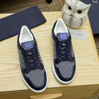 Dior counter simultaneous sale