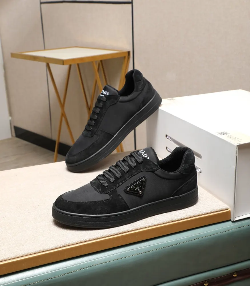 Prada men’s shoes upper Italian imported calfskin breathable leather lining @ suitable for