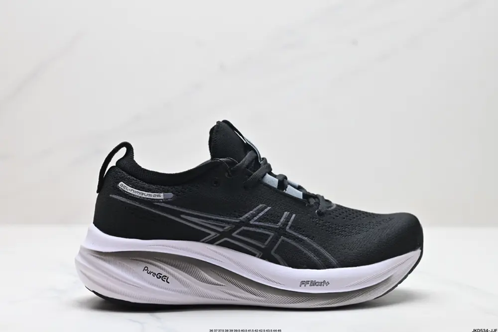 ASICS GEL-NIMBUS 26 stable running shoes have a double-layer jacquard mesh design on the 1011B794-021