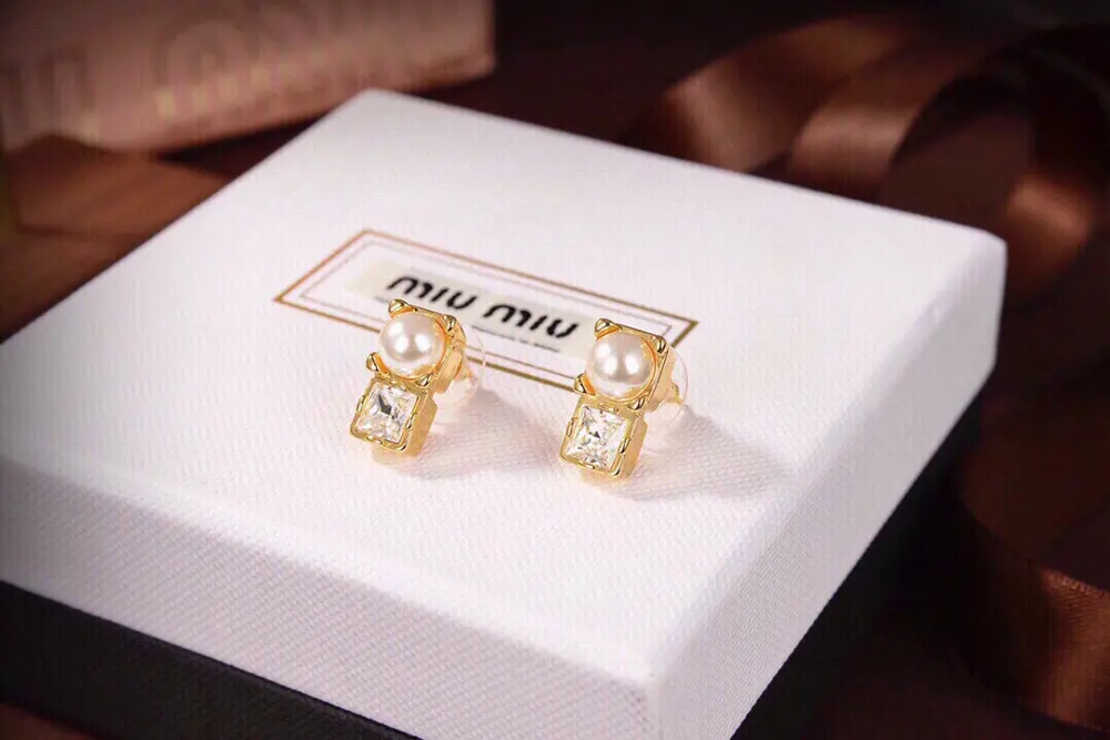 miumiu earrings