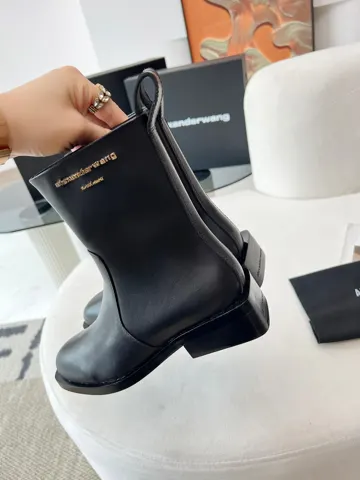 Alexander Wang/Alexander Wang ————2024 Autumn and Winter New Products—New York Fashion Week