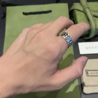 Gucci Interlocking G Wide Ring