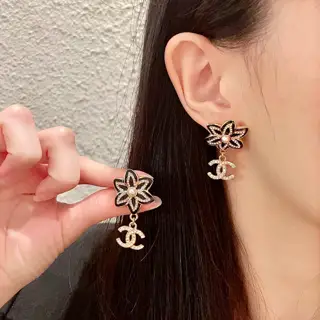 Chanel vintage earrings