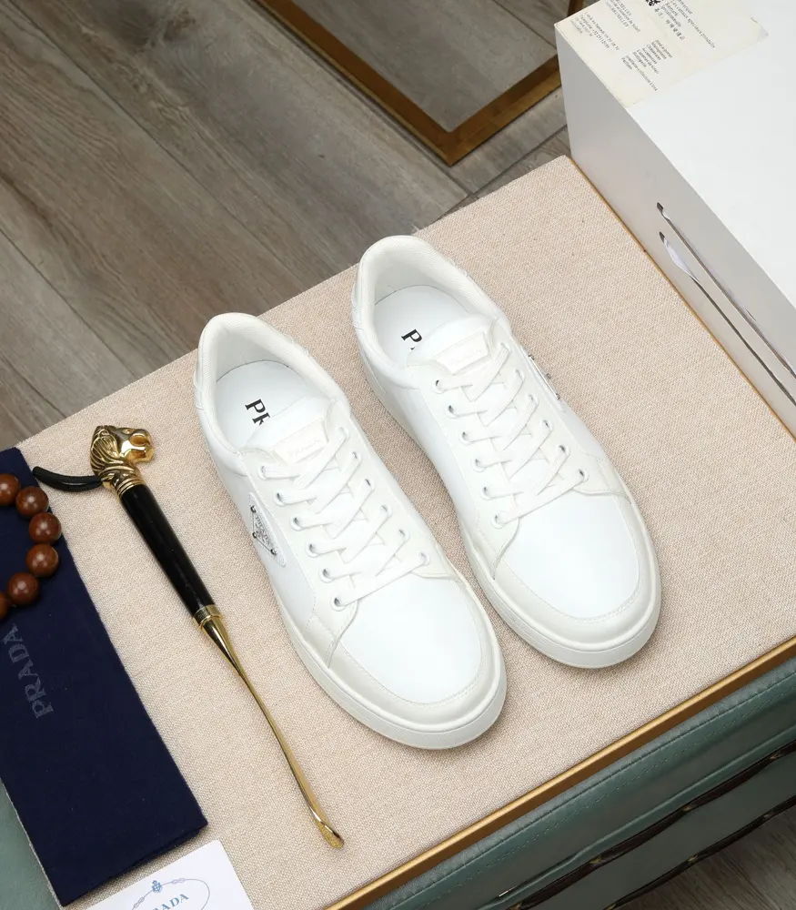 Prada casual sports shoes upper Italian imported calfskin breathable leather lining @