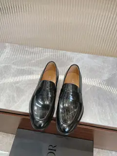Dior Timeless loafers embody classic elegance. Elegant appearance with slender silhouette