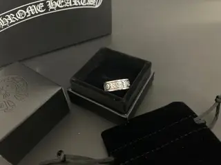 Chrome Hearts Eternity Letter Ring for Men and Women