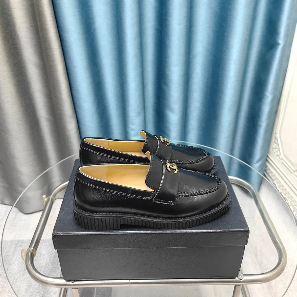 Chanel classic color matching double C loafers