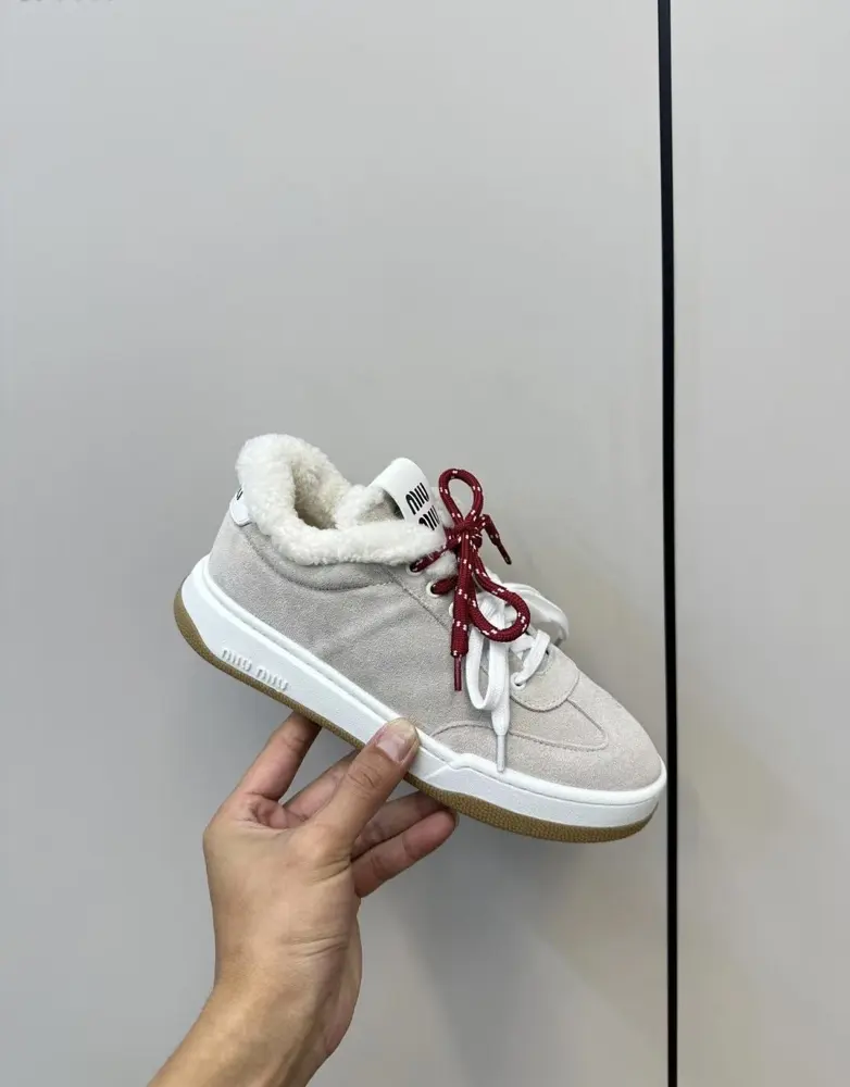 MIUMIU lambskin series sneakers