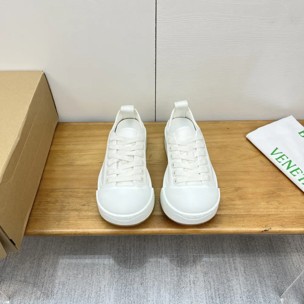 BOTTEGA VENETA latest IVULCAN series couples casual sports shoes white shoes canvas shoes