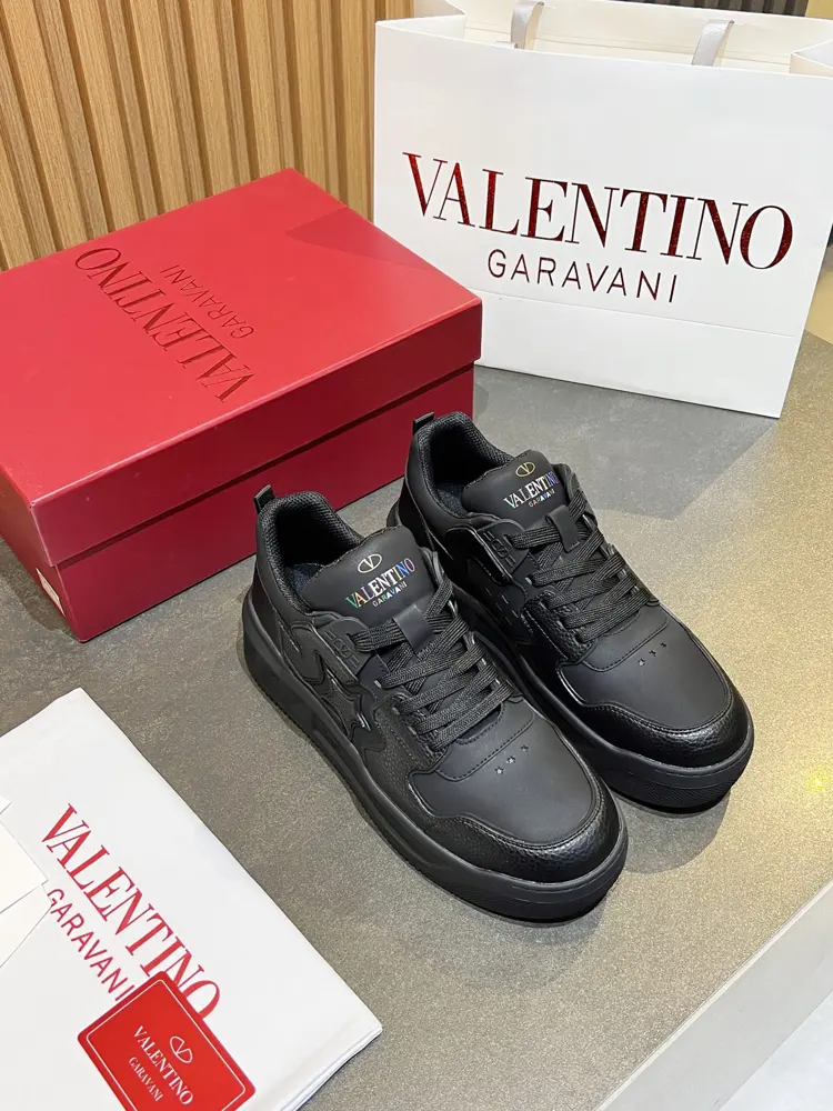 Valentino OneStud Couples’ Casual Sports Shoes Series