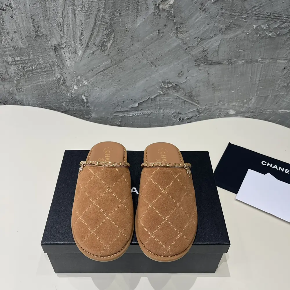 Chanel diamond chain Sheep lining flat bottom half-slippers