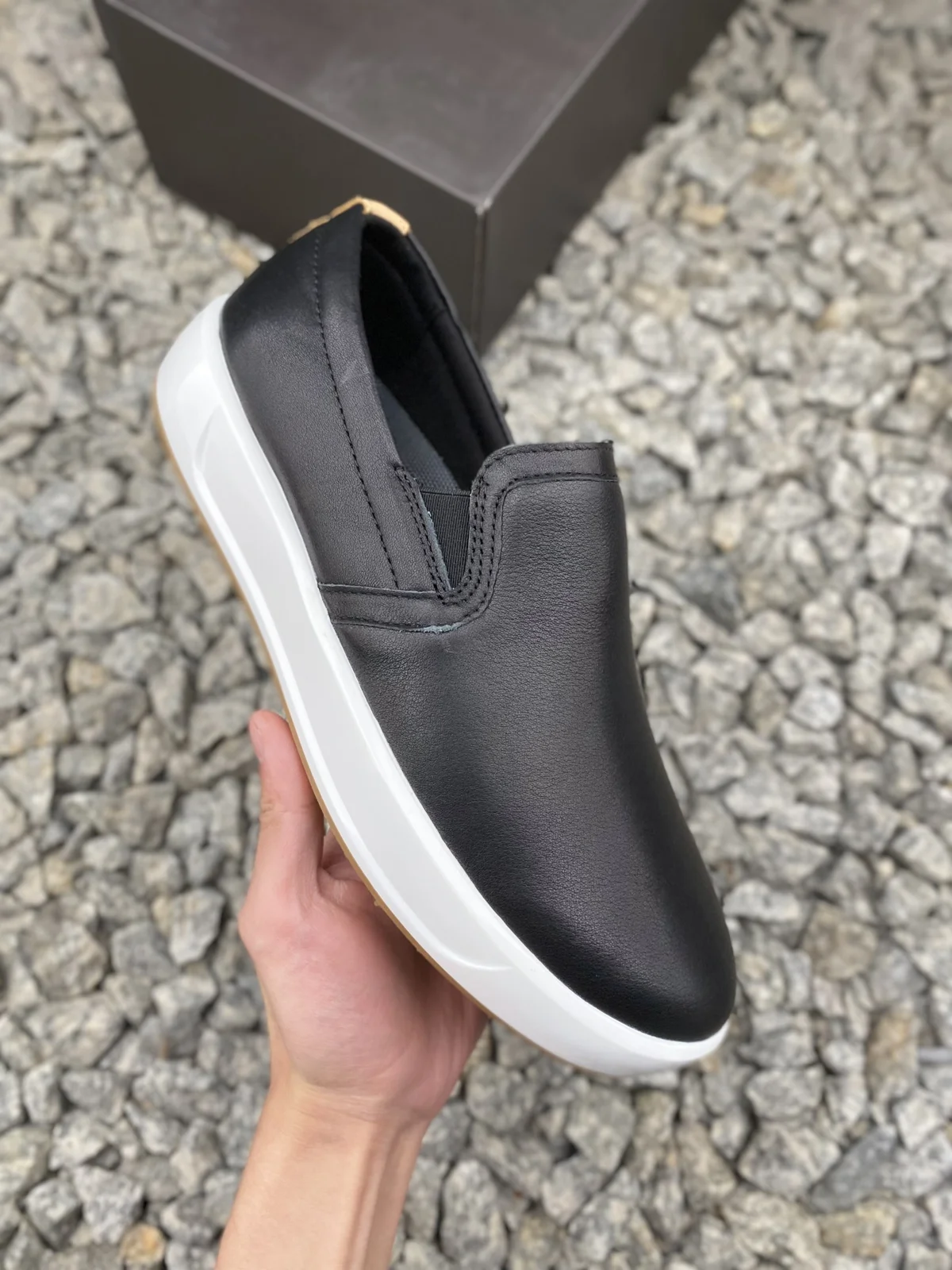 ECCO new versatile casual style
