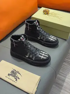 BURBERRY high top Boots