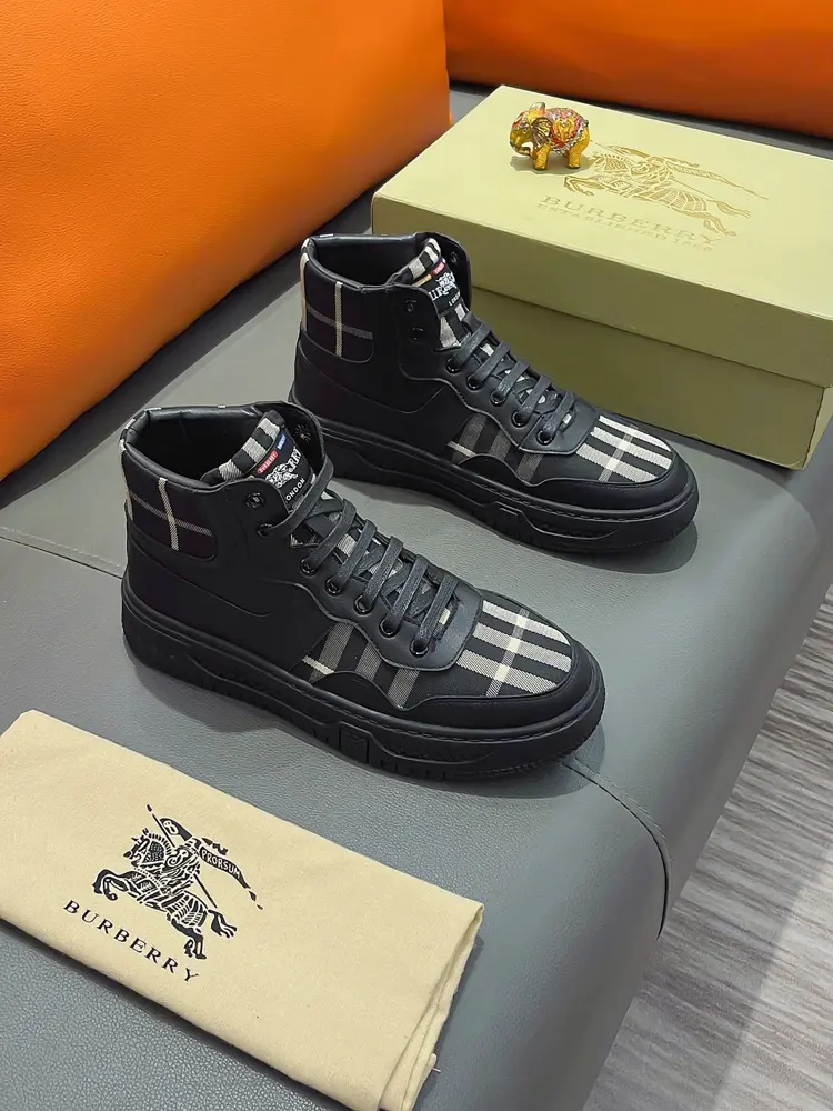 BURBERRY high top Boots