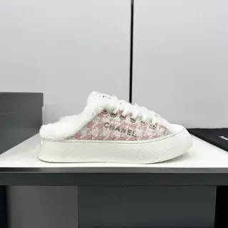 Chanel casual sneakers