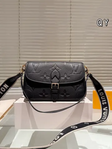 Louis Vuitton Baguette