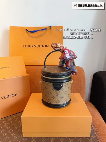 Louis Vuitton Card Holder