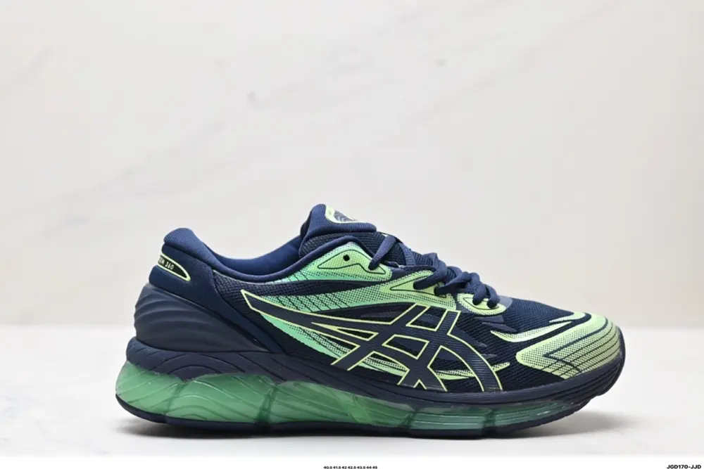 ASICS full-length GEL-Quantum 360 silicone cushioning midsole with breathable mesh and 1203A305-003