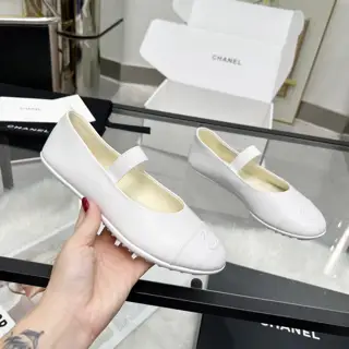 Chanel early spring single shoes