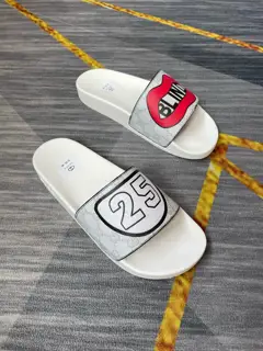 Gucci couple flip flops