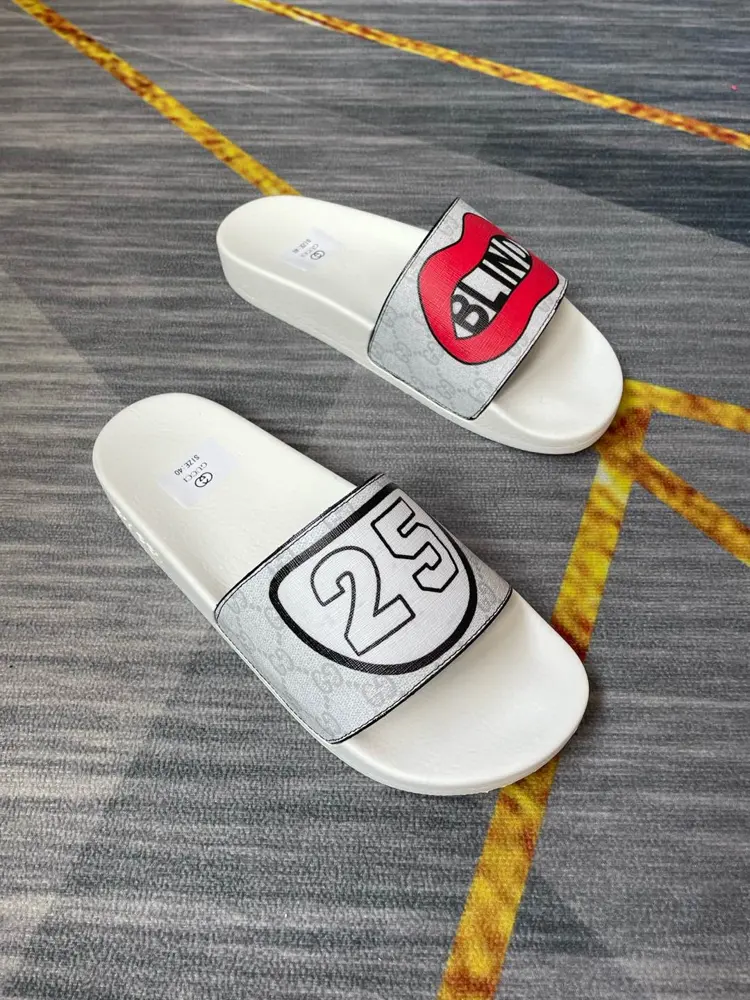 Gucci couple flip flops