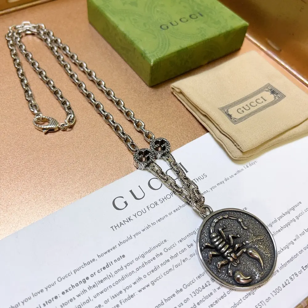 The latest Gucci necklace with a higher-end chain