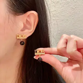 Dior second-hand earrings