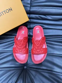 Louis Vuitton slippers