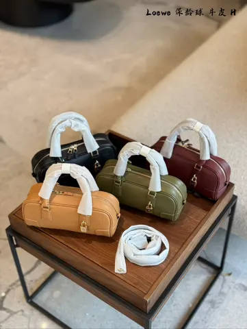 Loewe Padlock