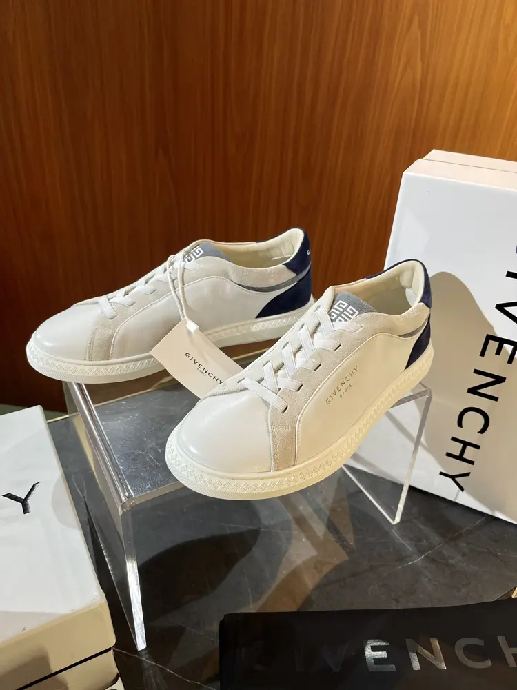 Givenchy casual sneakers