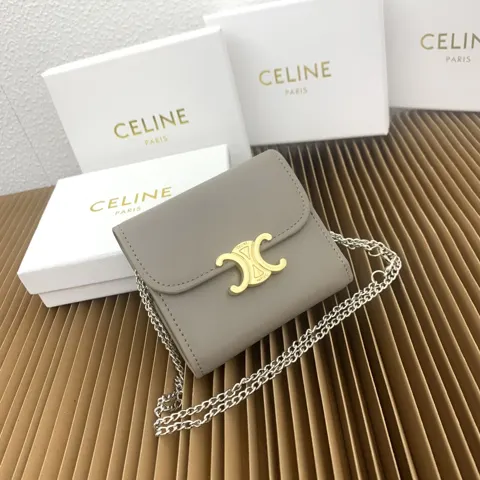 Celine Triomphe