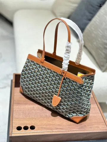 Goyard Bag