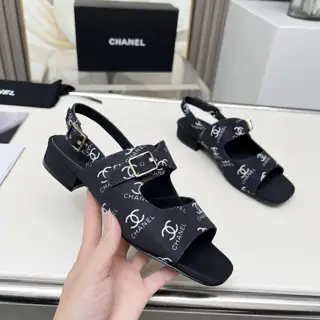 Chanel Spring and Summer Sandals and Dance Shoes Series New Loafers Full of Retro Style