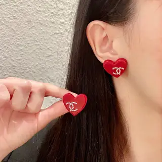 Chanel second-hand earrings