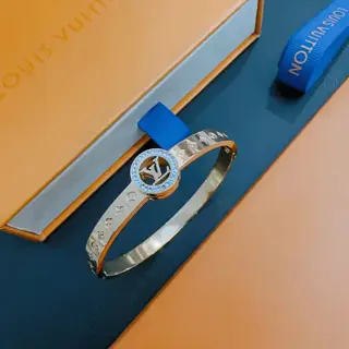Louis Vuitton bracelet New model