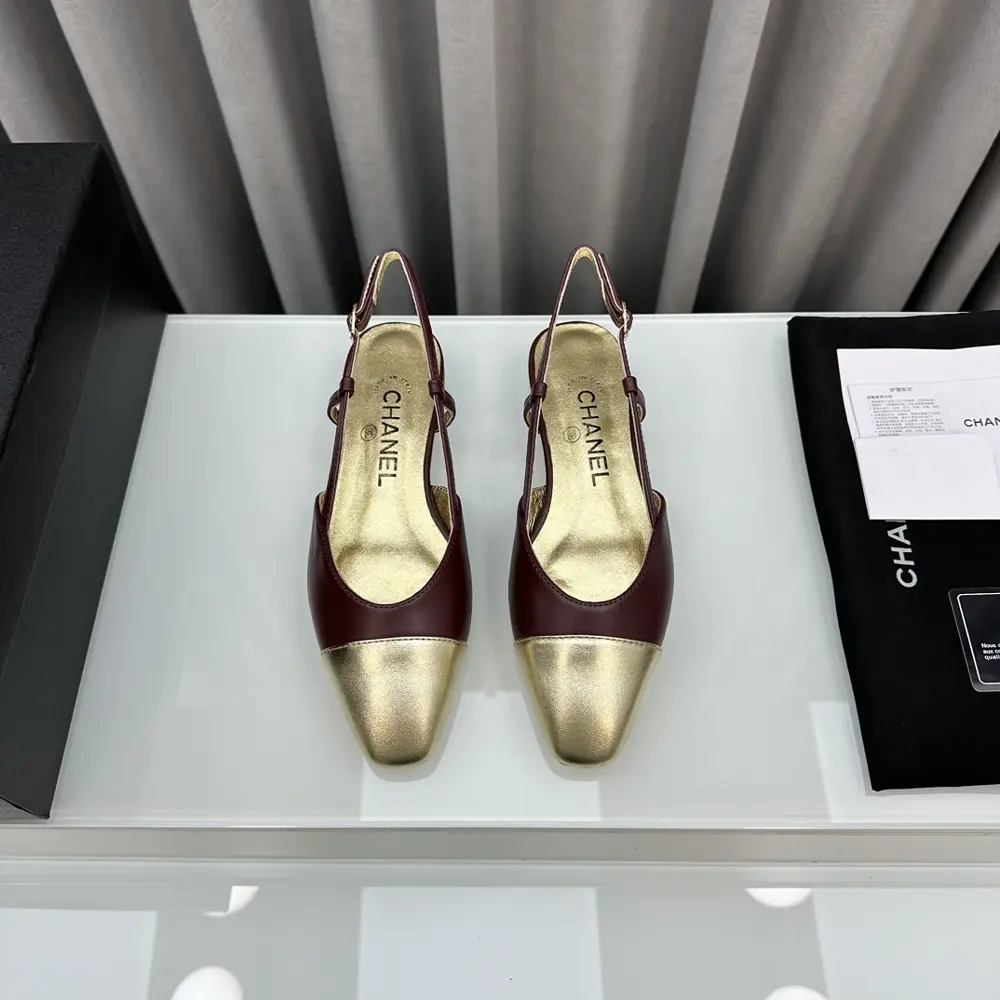The latest square-toed shoes from Chanel’s official website