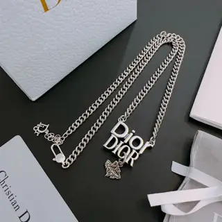 DIOR New Dior necklace Original goods New counter model