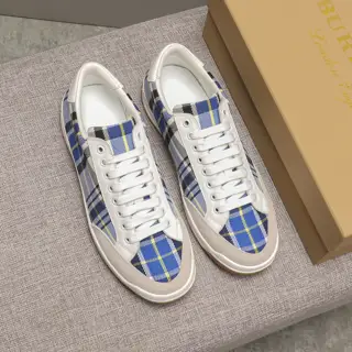 Burberry men’s classic low-top sneakers