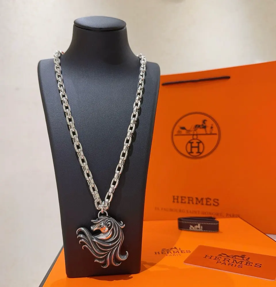 Hermès necklace New product launch HERMES must-have pig nose series jewelry High-end
