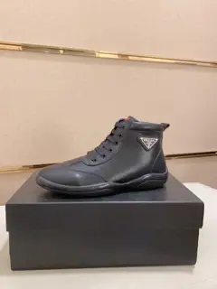 Prada casual fashion men’s shoes