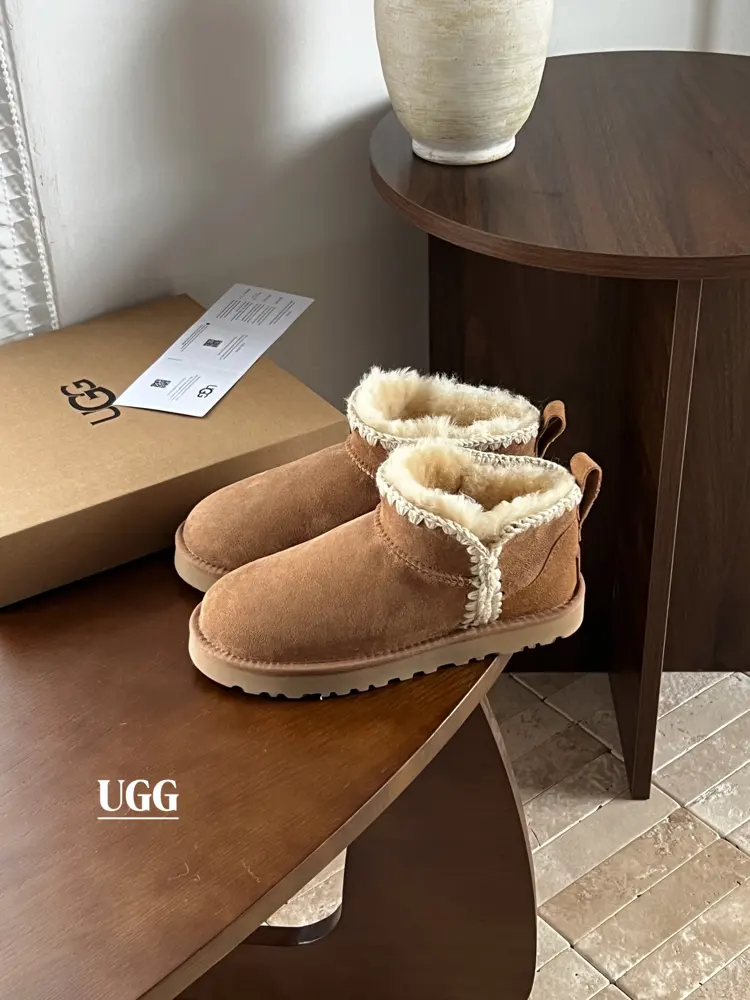 UGG Another exquisite and compact design Shoes