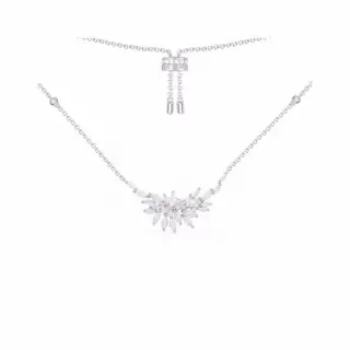Apm monaco staggered marquise diamond necklace