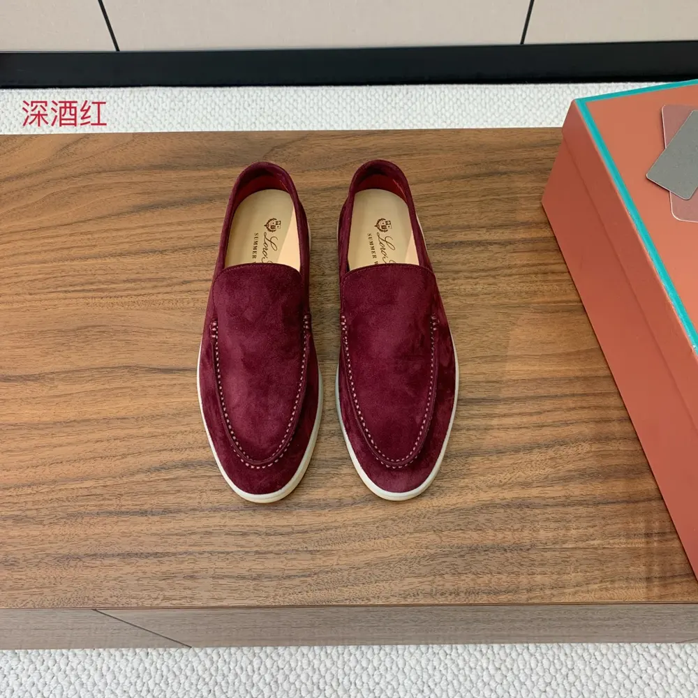 Loro piana smooth loafers. Italian top-grade cashmere is retro