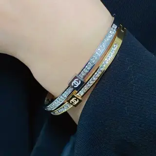 Chanel new C diamond bracelet