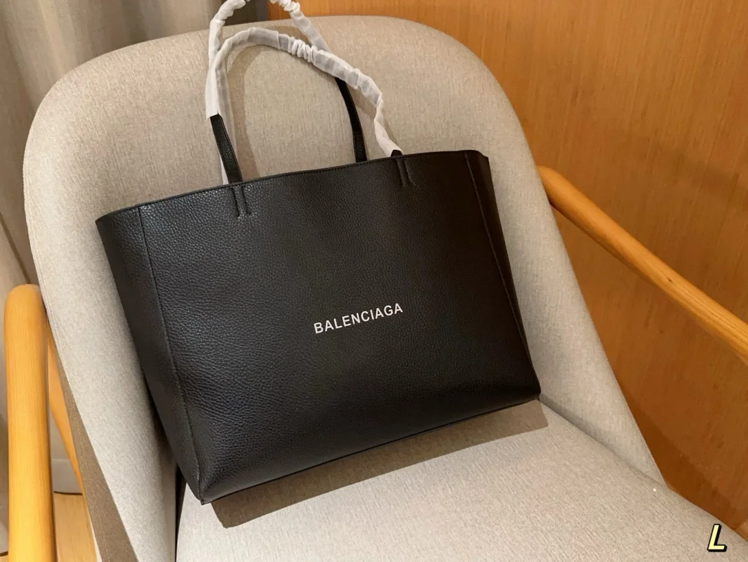 Balenciaga Tote