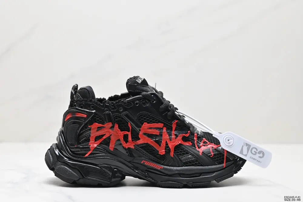 Balenciaga Original consistent accessories dust bag and shoelaces included#All developed