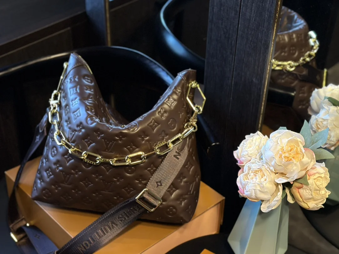 Louis Vuitton Coussin