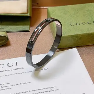 Gucci bracelets are handmade
