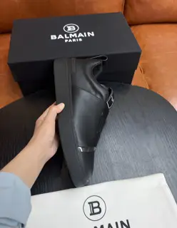 Balmain Sneakers Explore our Sneaker hub – B-Court Easy sneakers in black calfskin. Leather